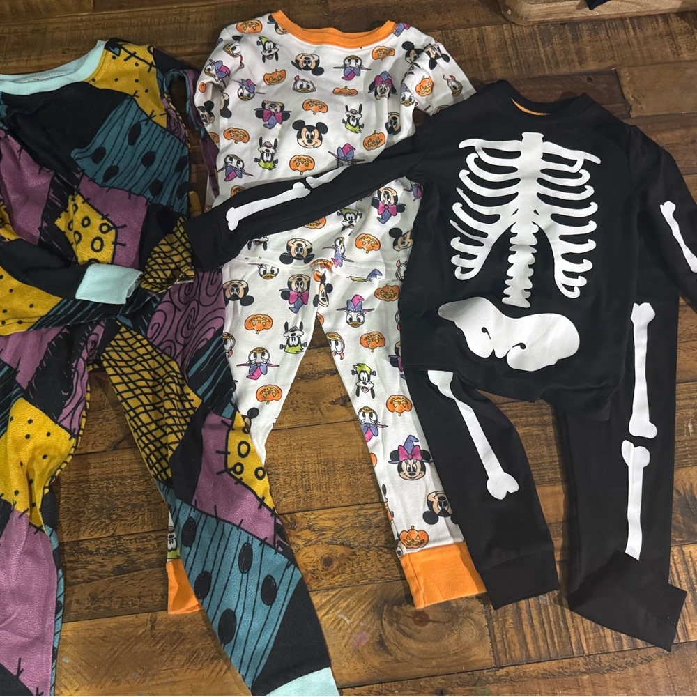 Halloween Themed Kids Pajama Set size 4t